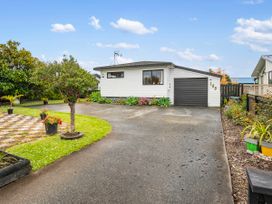 Roseville - Snells Beach Holiday Home -  - 1122592 - thumbnail photo 1
