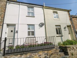 2 bedroom Cottage for rent in Camelford