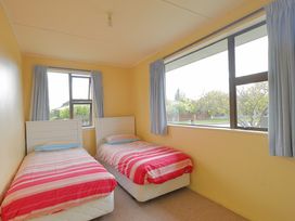 Altona Crib - Te Anau Holiday Home -  - 1123013 - thumbnail photo 17