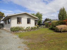 Altona Crib - Te Anau Holiday Home -  - 1123013 - thumbnail photo 2
