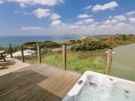 3 bedroom Cottage for rent in Whitsand Bay