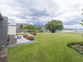 The Lakehouse - Cromwell Holiday Home -  - 1124055 - thumbnail photo 49