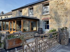 4 bedroom Cottage for rent in Falmouth