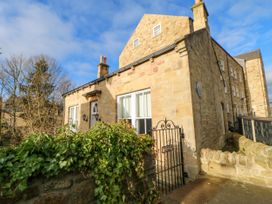 4 bedroom Cottage for rent in Consett