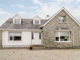 4 bedroom Cottage for rent in Carndonagh