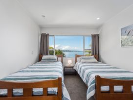 Lakeside Terrace – Taupo Holiday Home -  - 1126872 - thumbnail photo 10
