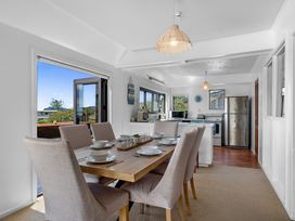 Pohara Beach Escape - Pohara Beach Holiday Home -  - 1127410 - thumbnail photo 5