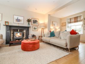 4 bedroom Cottage for rent in Saltash