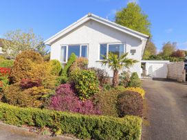 3 bedroom Cottage for rent in Chapel Stile