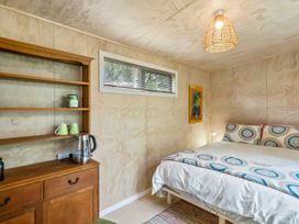 West and Relaxation – Greytown Holiday Home -  - 1127901 - thumbnail photo 16