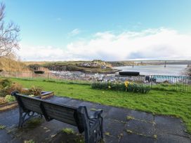 3 bedroom Cottage for rent in Neyland
