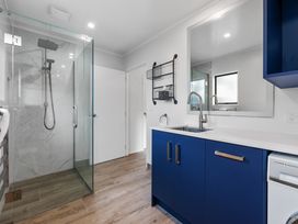 Hillview Delights - Waihi Beach Holiday Home -  - 1128463 - thumbnail photo 16