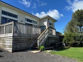 Hillview Delights - Waihi Beach Holiday Home -  - 1128463 - thumbnail photo 19