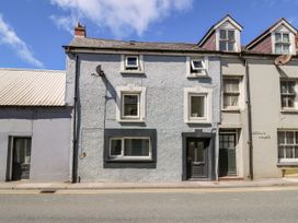 4 bedroom Cottage for rent in Cardigan