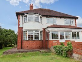 13 bedroom Cottage for rent in Filey