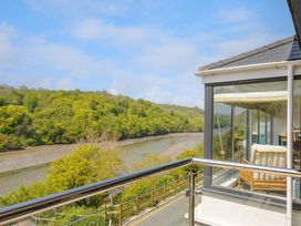 4 bedroom Cottage for rent in Looe
