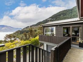 The Alpine - Queenstown Holiday Home -  - 1131262 - thumbnail photo 17