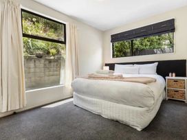 The Alpine - Queenstown Holiday Home -  - 1131262 - thumbnail photo 12