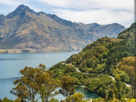 The Alpine - Queenstown Holiday Home -  - 1131262 - thumbnail photo 22