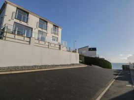 4 bedroom Cottage for rent in Looe