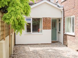1 bedroom Cottage for rent in Whitstable