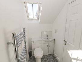 Salmon Leap Cottage 2 - North Yorkshire (incl. Whitby) - 1132457 - thumbnail photo 17