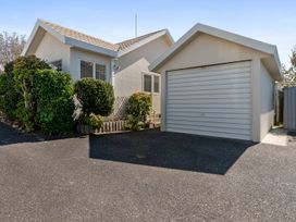 Little Manly Cottage - Manly Holiday Home -  - 1132575 - thumbnail photo 19