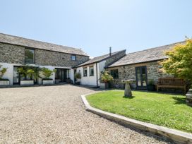 4 bedroom Cottage for rent in Watergate Bay