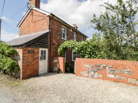 2 bedroom Cottage for rent in Pewsey