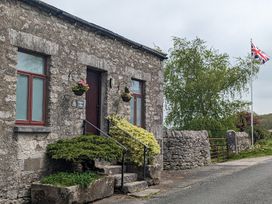 2 bedroom Cottage for rent in Arnside