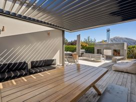 Casa Central - Wanaka Holiday Home -  - 1136549 - thumbnail photo 4