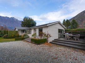 Frankton Favourite - Queenstown Holiday Home -  - 1138025 - thumbnail photo 19
