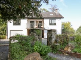 5 bedroom Cottage for rent in Machynlleth