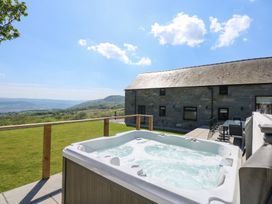 5 bedroom Cottage for rent in Conwy