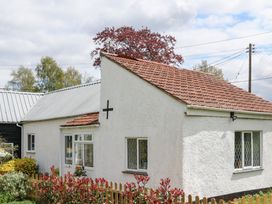 2 bedroom Cottage for rent in Exeter
