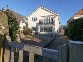 3 bedroom Cottage for rent in Swanage