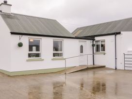 2 bedroom Cottage for rent in Carndonagh