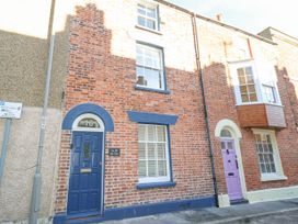4 bedroom Cottage for rent in Weymouth