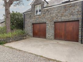 3 bedroom Cottage for rent in Fishguard