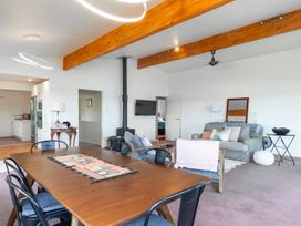 Relax Away - Snells Beach Holiday Home -  - 1142147 - thumbnail photo 11