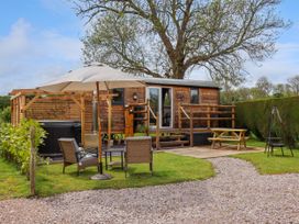 1 bedroom Cottage for rent in Denbigh