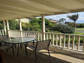 The Beach House - Paihia Holiday Home -  - 1142685 - thumbnail photo 5