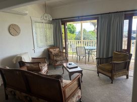 The Beach House - Paihia Holiday Home -  - 1142685 - thumbnail photo 8