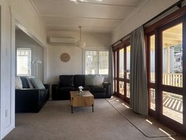 The Beach House - Paihia Holiday Home -  - 1142685 - thumbnail photo 8