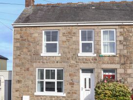 2 bedroom Cottage for rent in Redruth