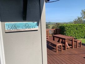 The Shed - Raglan Holiday Home -  - 1143275 - thumbnail photo 1