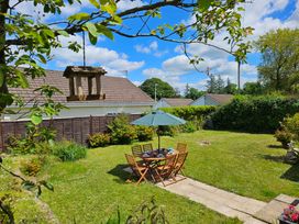 3 bedroom Cottage for rent in Narberth