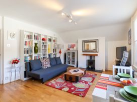1 bedroom Cottage for rent in Tunbridge Wells
