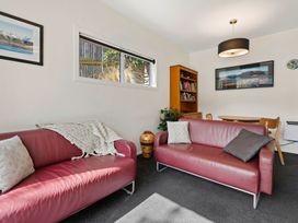 Stagger Inn - Arrowtown Downstairs Holiday Unit -  - 1144666 - thumbnail photo 4