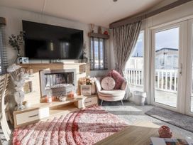 3 bedroom Cottage for rent in Rhyl